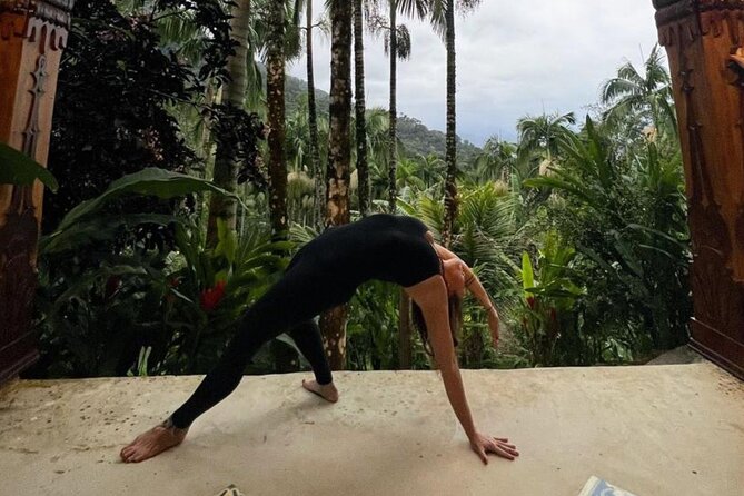 Yoga By the Barra da Tijuca Beach - One hour in the schedule, and why that matters