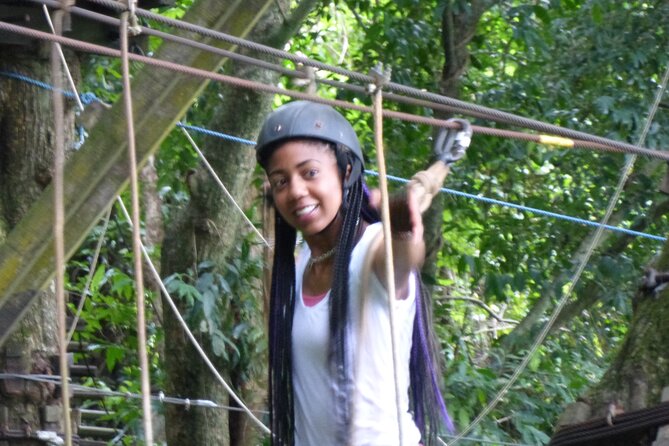 Zip Lining and Canopy Tree Tour in Rio de Janeiro - Entering Catacumba Park: where the tour starts at 8:30